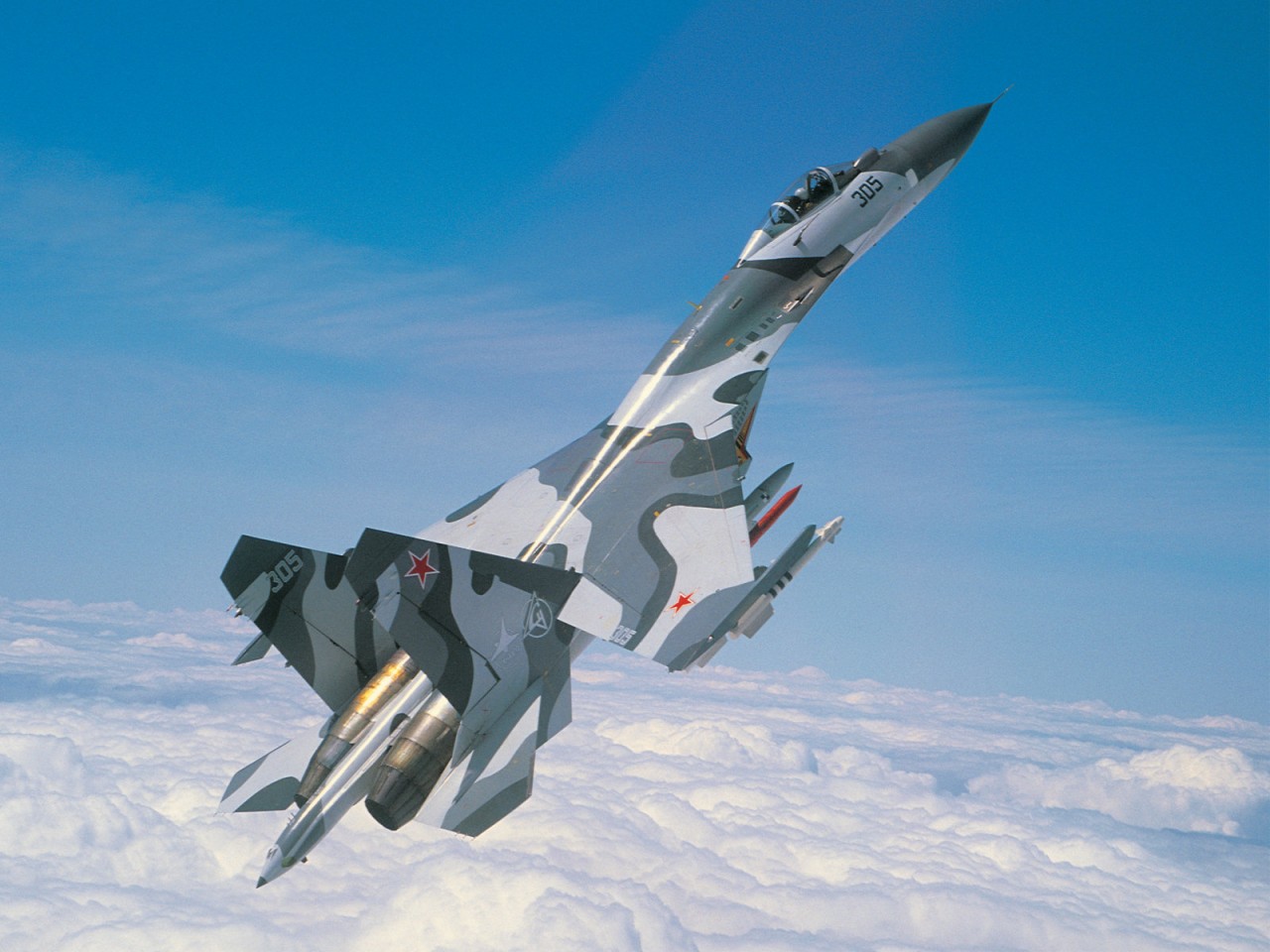 Иду на таран: как наш Су-27 атаковал самолет НАТО Иду на таран: как наш Су-27 атаковал самолет НАТО