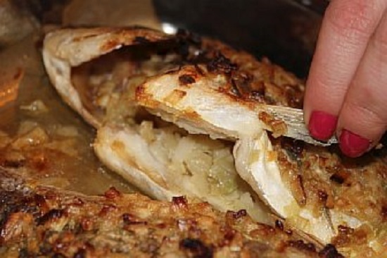 Карп в духовке. Даст фору любому мясному блюду Карп в духовке. Даст фору любому мясному блюду