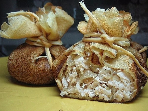 БЛИННЫЕ МЕШОЧКИ С КУРИЦЕЙ