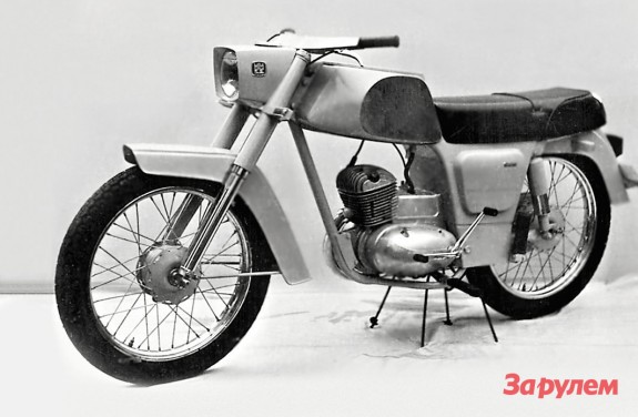 108_moto_0711_048 Фамильный альбом: 60 лет мотоциклам из Минска