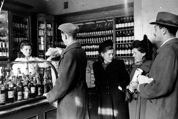Советские магазины. А что бы купили вы? Советские магазины. А что бы купили вы?