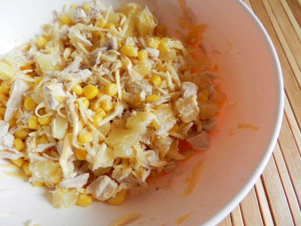 Салат с ананасами сыром и орехами рецепт с Салат с ананасами сыром и орехами рецепт с
