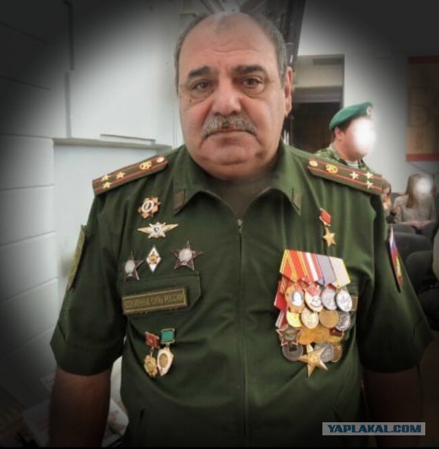 "Офицеры, я все понял. Простите. Я все осознал"