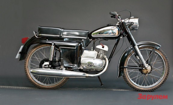 106_moto_0711_048 Фамильный альбом: 60 лет мотоциклам из Минска