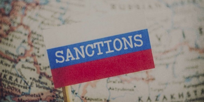 Сторонники Навального просят у ЕС ввести санкции против России, если оппозиционера не допустят на выборы