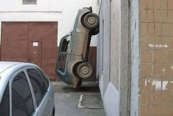 Автомобильный юмор (43 фото) Автомобильный юмор (43 фото)