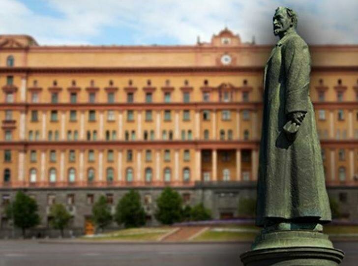 По иску "Офицеров России" прокуратура признала: памятник Ф. Э. Дзержинскому снесен незаконно.