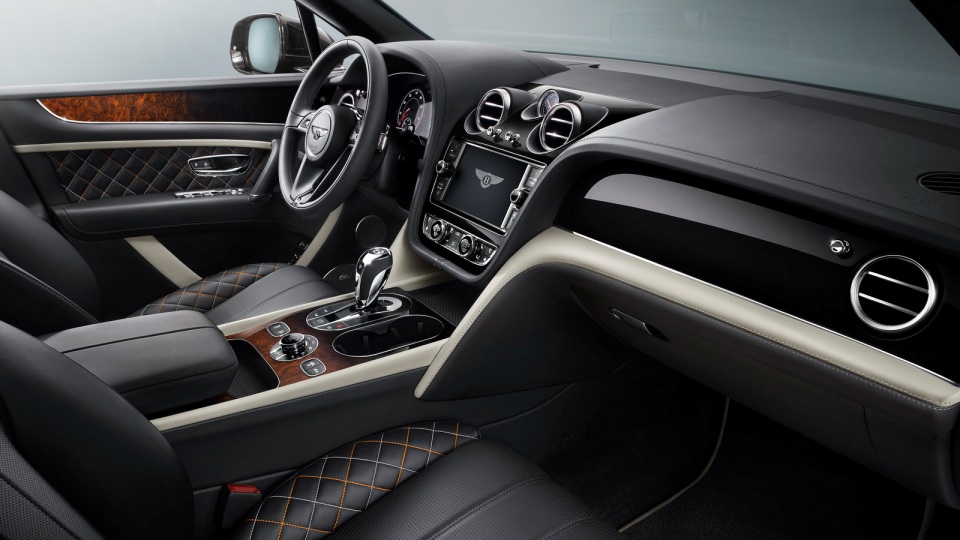 Ателье Mulliner представило свою версию внедорожника. Фото 1