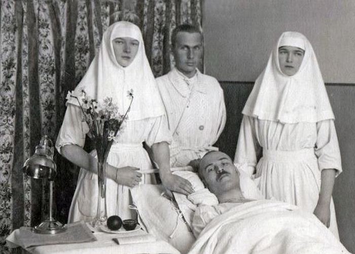 Татьяна Романова – любимая дочь императора, которая стала сестрой милосердия и приняла мученическую смерть Татьяна Романова – любимая дочь императора, которая стала сестрой милосердия и приняла мученическую смерть