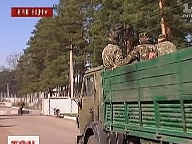 На Украине мужчин отлавливают и отправляют на фронт прямо с улиц