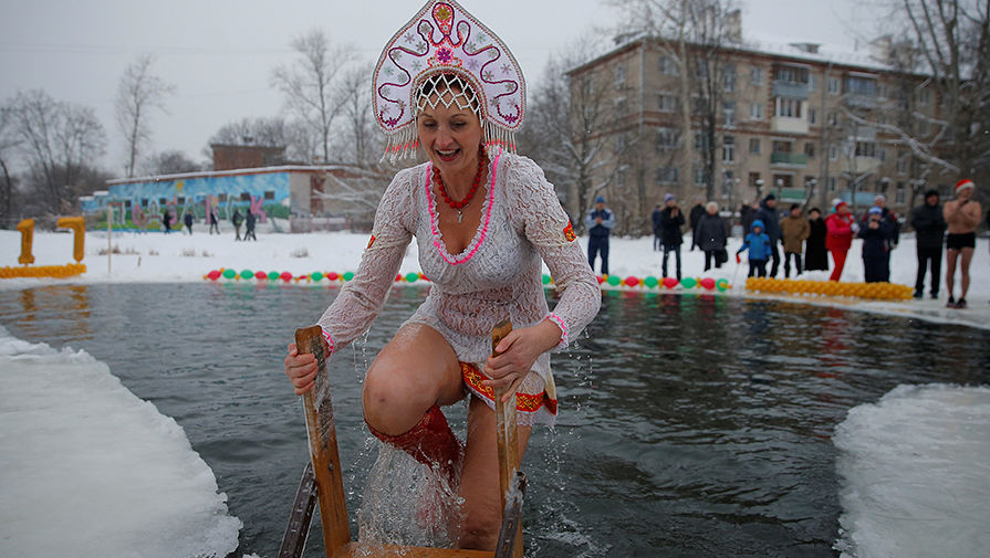 Моржи в кокошниках Моржи в кокошниках