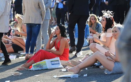 В Великобритании прошел «День леди» (31 фото) В Великобритании прошел «День леди» (31 фото)