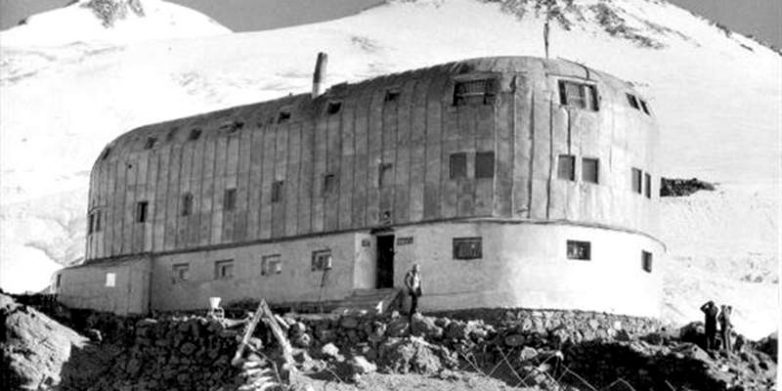 Бой за «Приют 11» Бой за «Приют 11»