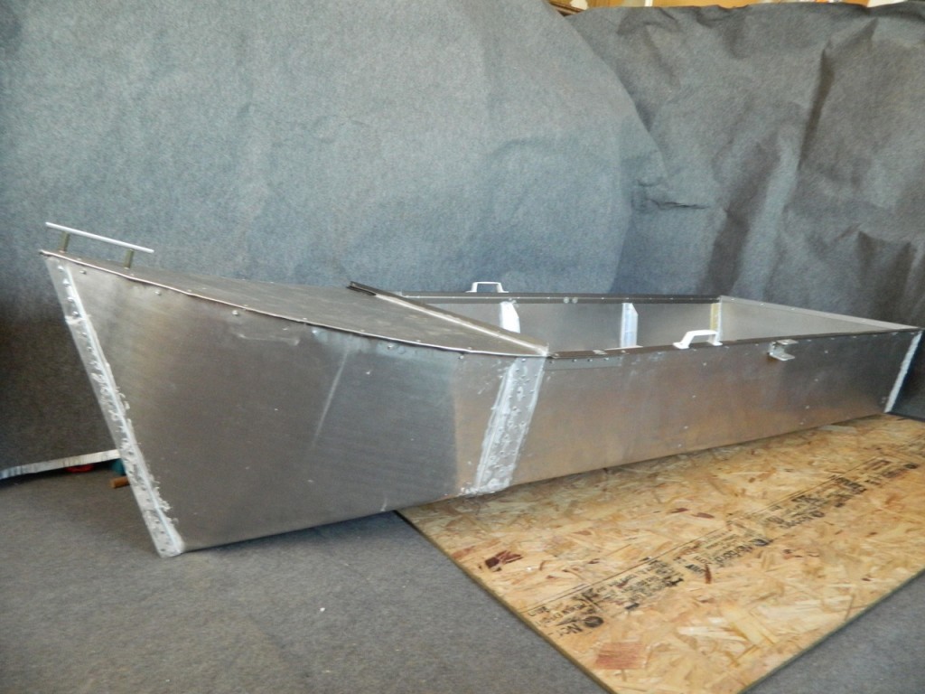 Моторная лодка своими руками из оцинковки