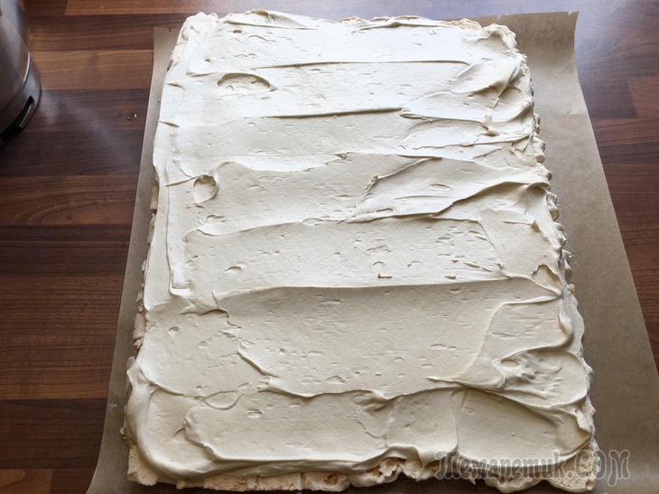 Белковый рулет (меренга) Белковый рулет (меренга)