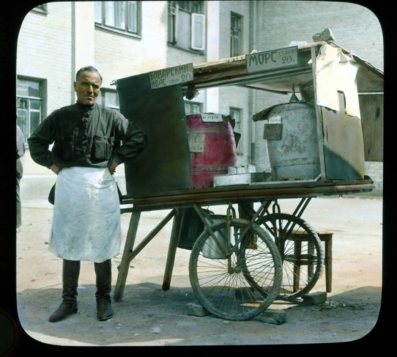 Продавец напитков. Москва 1930-ые. СССР, авто, девушки, история, факты, юмор