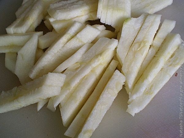 Говядина в остром соусе с маринованными огурцами