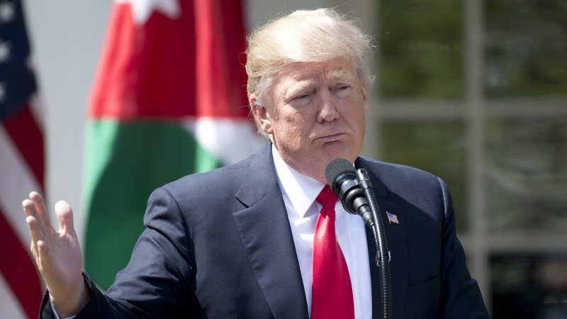 Сирия сегодня: «оппозиция» поливала Алеппо зарином из Идлиба, Трамп запутался с ИГИЛ Сирия сегодня: «оппозиция» поливала Алеппо зарином из Идлиба, Трамп запутался с ИГИЛ