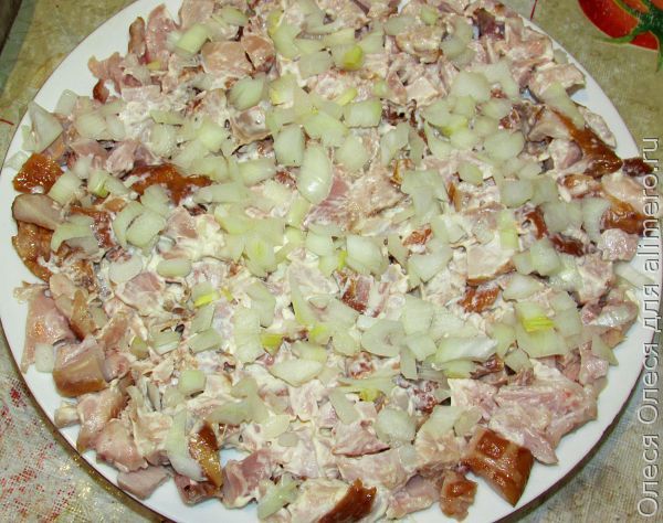Рецепты салатов простые и вкусные из копченой курицы Рецепты салатов простые и вкусные из копченой курицы