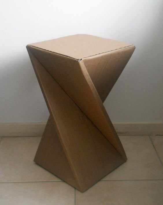 3. Казалось бы, что можно сделать из картонных коробок, ведь они такие хрупкие? идеи, интересно, мастер на все руки, своими руками, сделай сам, фото