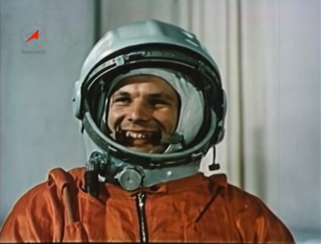 Что за скафандр был у Юрия Гагарина и от чего он его защищал?