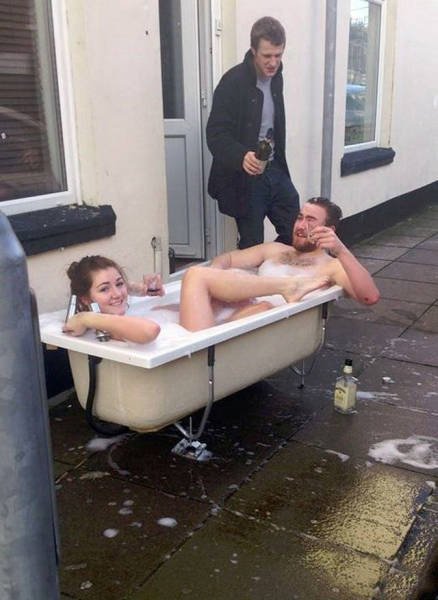 Что здесь происходит?! (21 фото) Что здесь происходит?! (21 фото)