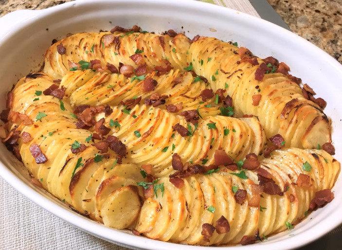 Вкусно, просто и празднично: картофель в духовке…
