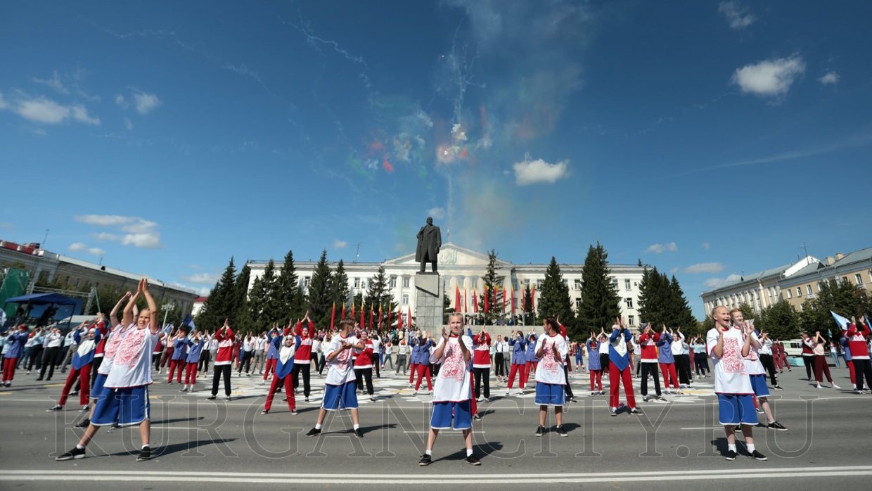 Группа «Любэ» выступит в Кургане в честь Дня флага России и Дня города