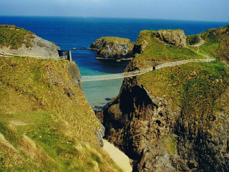 Carrick-A-Rede Rope Bridge 