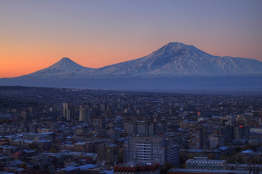 Арарат. Вид из Еревана.