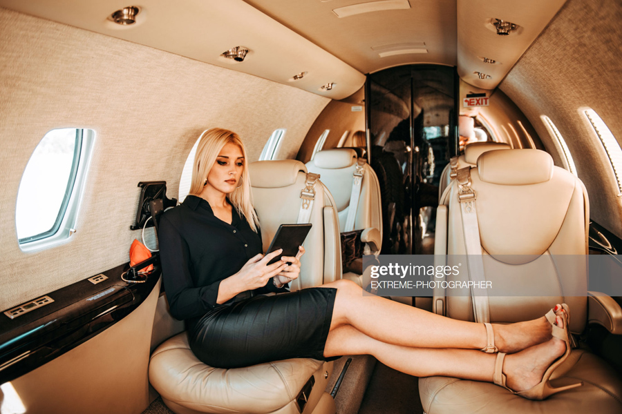 Female-CEO Female-CEO