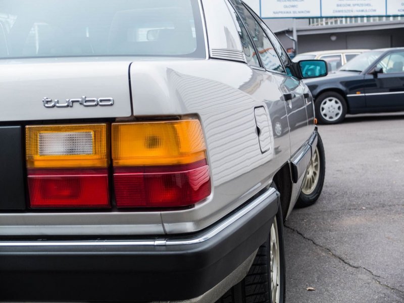 Audi 100 Turbo C3 :    80-
