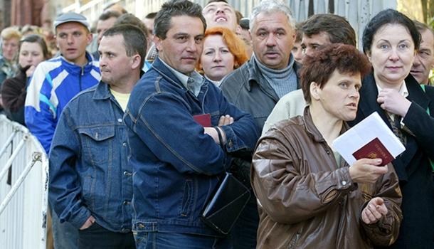«Пора бить в набат»: Социолог об оттоке рабочей силы c Украины | Продолжение проекта «Русская Весна»