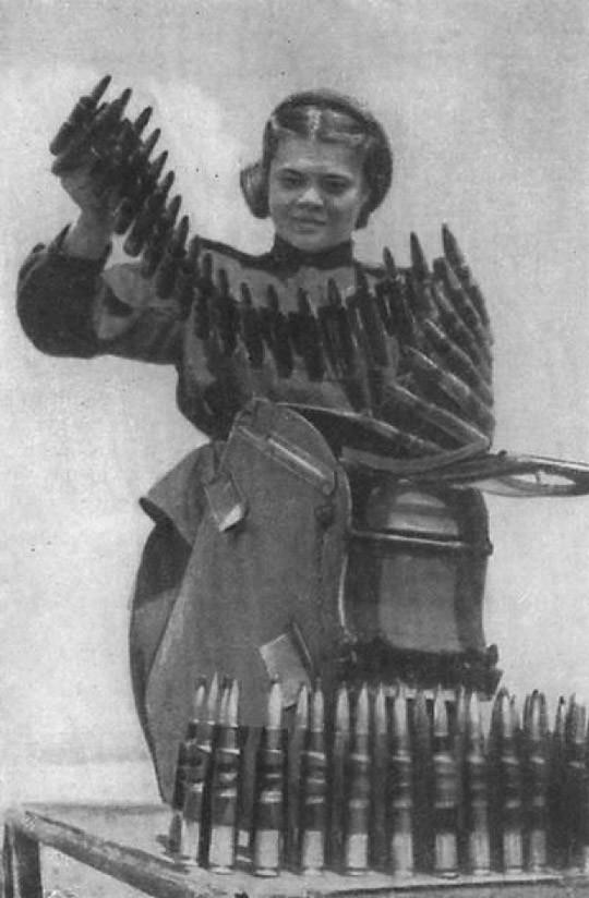 womenonwar30