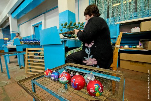 Фабрика елочных игрушек Фабрика елочных игрушек