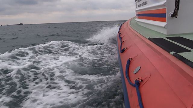 На месте крушения сухогруза "Герои Арсенала" в Черном море обнаружен тела двух моряков