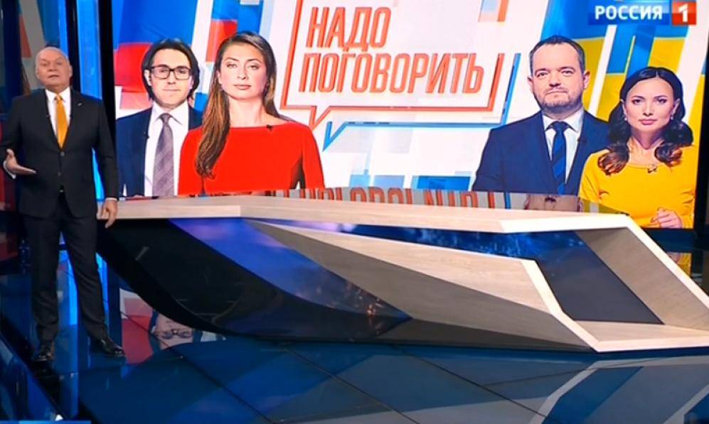 Пиар-ход и провокация. Почему следует отклонить приглашение Зеленского Пиар-ход и провокация. Почему следует отклонить приглашение Зеленского