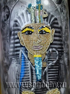 декорируем вазу бисером технология заполнения рисунка по частям