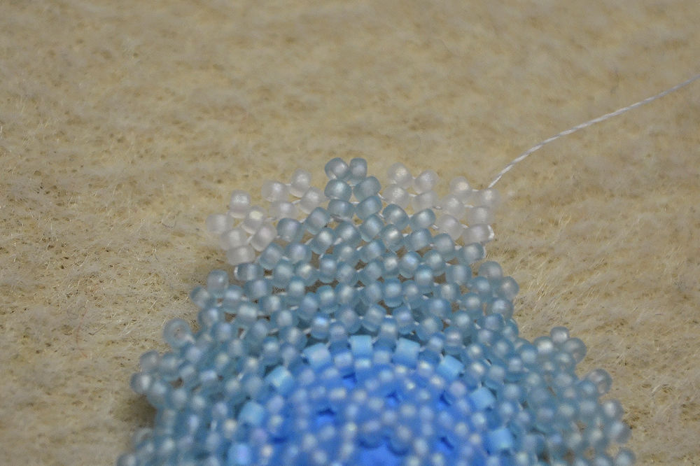 Создаем колье с цветком «Summer Blue» Создаем колье с цветком «Summer Blue»