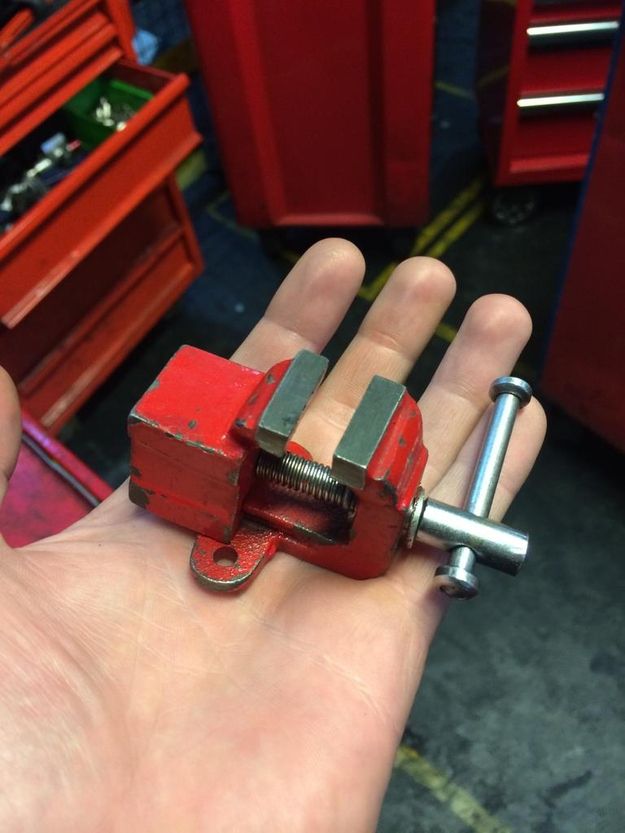 Самые маленькие вещи  инструменты, размер