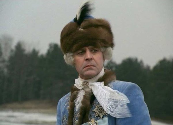 1990 - Царская охота (в роли Григория Орлова актер Александр Голобородько)