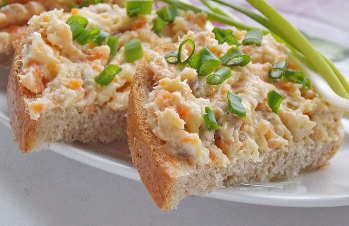 Паштет из селедки. Паштет из селедки: бюджетная закуска, которая просто тает во рту