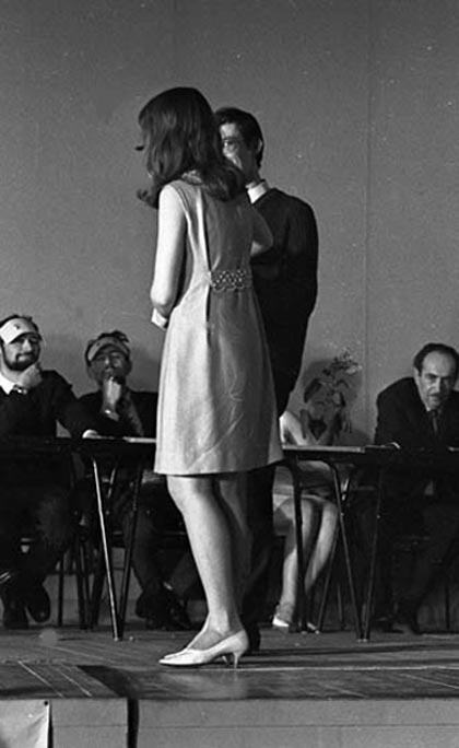 Десятикласница Ирина Алфёрова - участница советского конкурса красоты в 1968 году