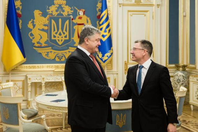 Волкер успокаивает официальный Киев: США не будут вести переговоры по Донбассу без Украины