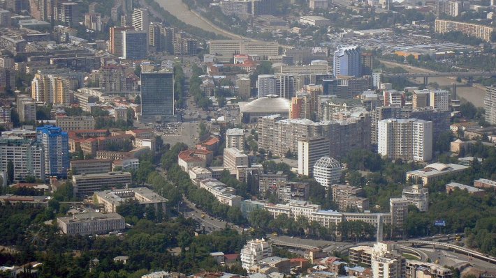 Выборы в Грузии: мэром Тбилиси может стать бывший футболист Каладзе