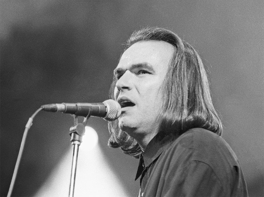 Сергей Мазаев и "Моральный кодекс" на фестивале "Рок из Кремля". 1992 год. Фото. Самые популярные группы русского рока конца 80-х - начала 90-х. Часть 5 Сергей Мазаев и "Моральный кодекс" на фестивале "Рок из Кремля". 1992 год. Фото. Самые популярные группы русского рока конца 80-х - начала 90-х. Часть 5