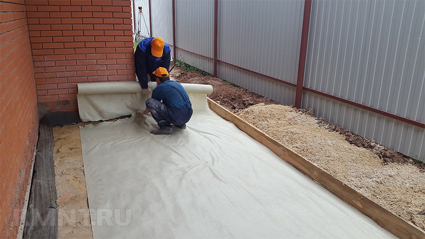 Как правильно отремонтировать отмостку вокруг дома Как правильно отремонтировать отмостку вокруг дома