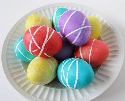 Интересные способы покрасить яйца на Пасху, мраморные яйца, красить яйца кружева