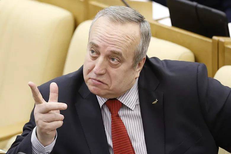 Клинцевич: Россия может стать центром «мягкой силы» на фоне истерии США Клинцевич: Россия может стать центром «мягкой силы» на фоне истерии США