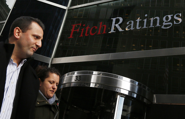 Fitch может пересмотреть суверенный рейтинг США